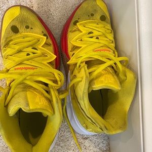 Nile Kylie 5 sponge bob square pants